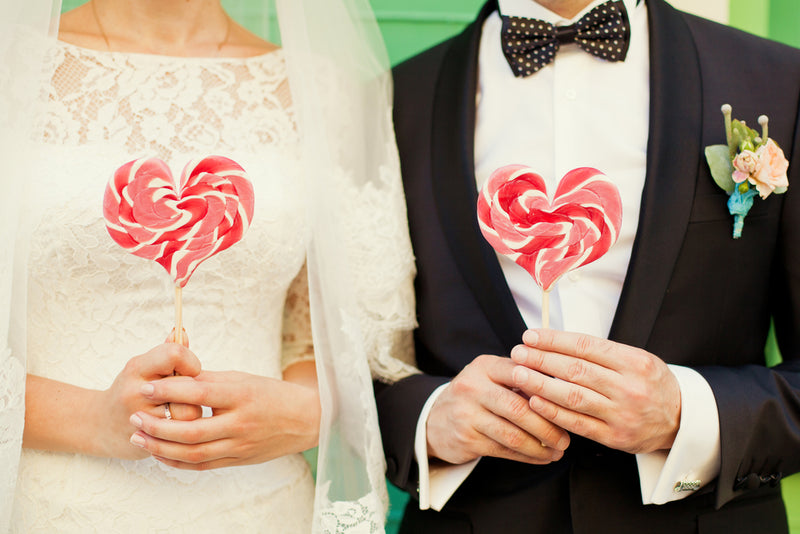 Love is Sweet: 28 Candy Wedding Favors That Guests Will Adore